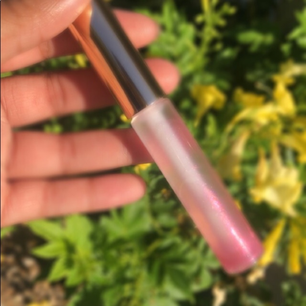 Gloss U x Barbie U